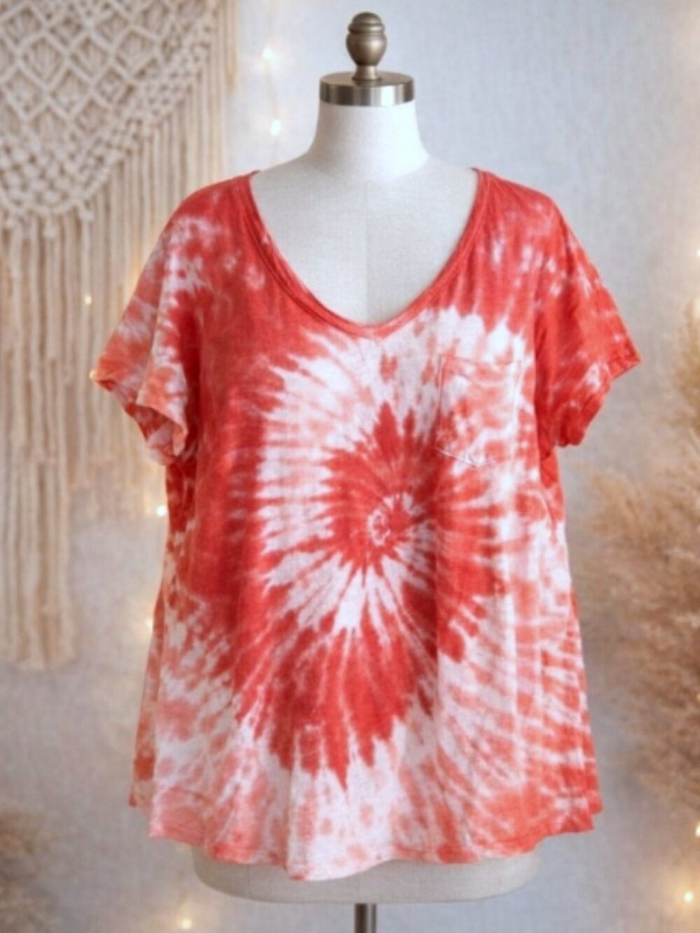 Torrid Red White Spiral Tie Dye V-Neck Pocket Tee T-Shirt Top 2X Boho Festival